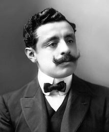 Pedro Paulet, padre de la Aeronautica.PNG