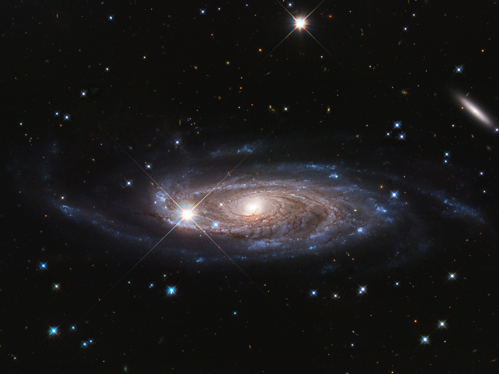 30 Aniversario del Telescopio espacial Hubble – CURIOSIDADES ASTRONÓMICAS