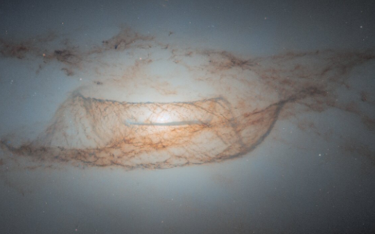 NGC 4753: Una impresionante Galaxia lenticular en Virgo